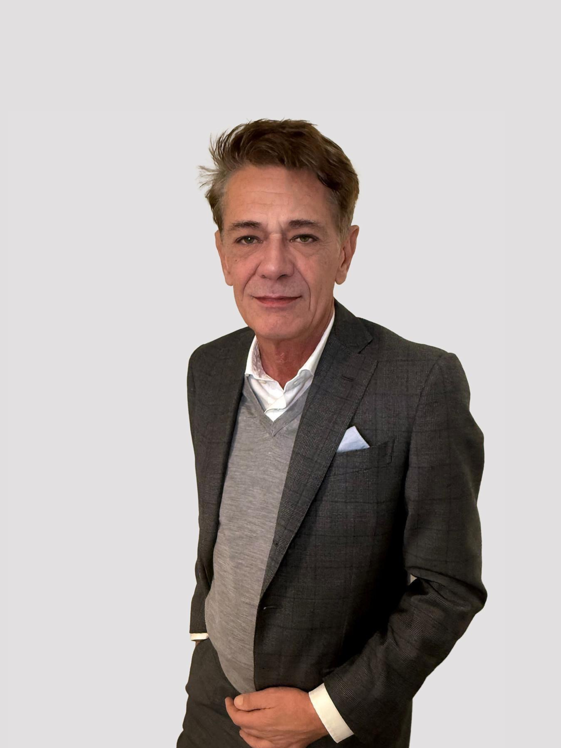 Emanuele<br> Pistone